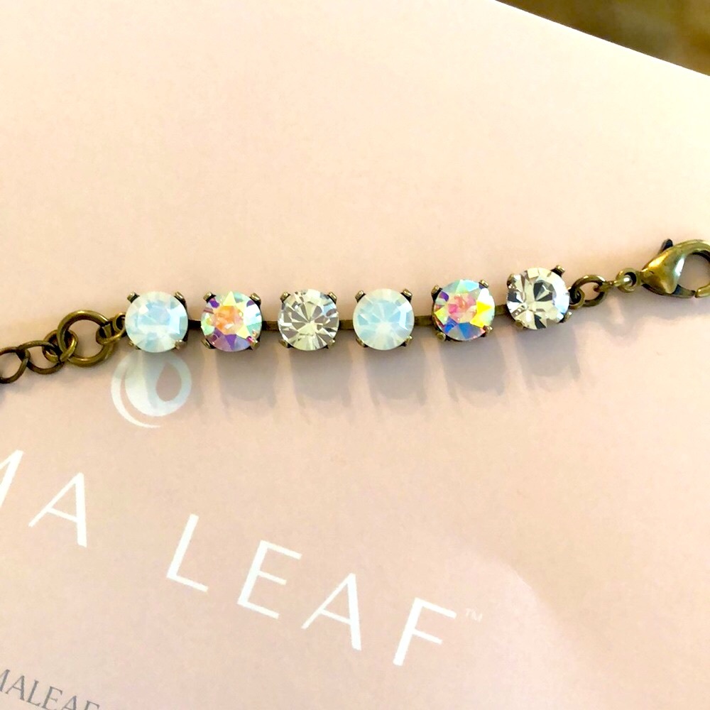White Opal + Aurora Borealis Crystal Bracelet - Picture 7 of 16